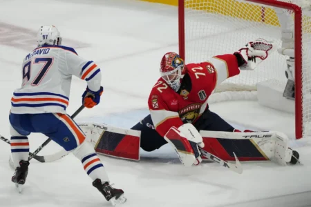 Florida Panthers will face Edmonton Oilers in Stanley Cup Final rematch