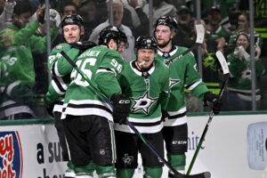 Granlund's Hat Trick Leads Stars Past Jets; Drop Game 4 3-1