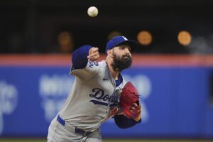 Juan Soto makes overtaxed Dodgers pitching staff pay in Mets victory