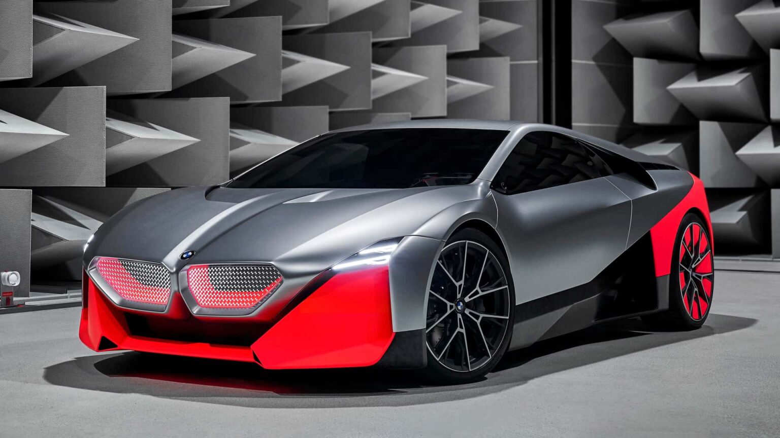 BMW Won’t Build a New Supercar Anytime Soon