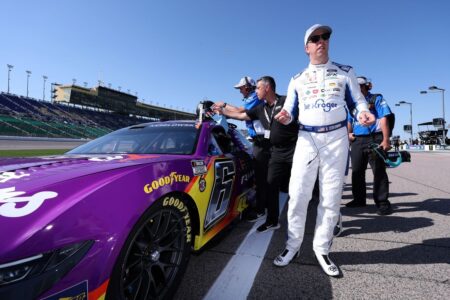 Nightmare season continues as Brad Keselowski crashes from P2 at Kansas