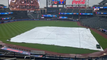 Start of Wednesday's Mets-Pirates game delayed due to inclement weather
