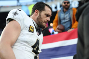 Saints QB Derek Carr retiring due to shoulder injury that requires surgery: Report