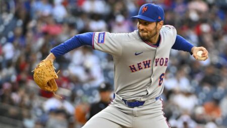 Mets place Danny Young on IL with left elbow sprain, Tommy John surgery 'on the table'