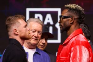 Canelo aims to land knockout blow against Scull in Saudi debut