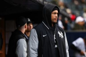 Yankees move Giancarlo Stanton to 60-day IL, claim OF Bryan De La Cruz from waivers