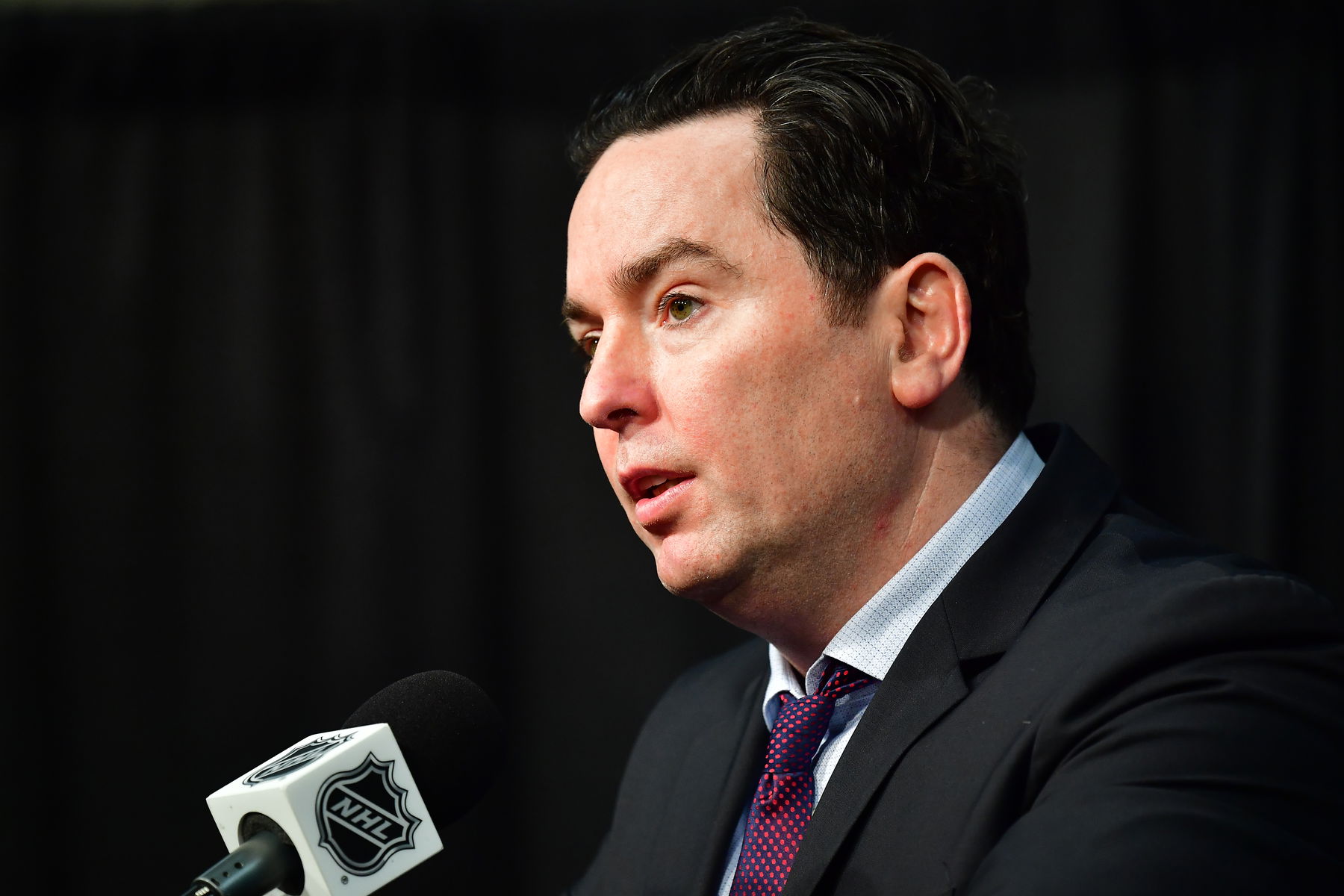 Apr 29, 2023; Los Angeles, California, USA; Edmonton Oilers head coach Jay Woodcroft speaks with media following game six of the first round of the 2023 Stanley Cup Playoffs at Crypto.com Arena. Mandatory Credit: Gary A. Vasquez-Imagn Images