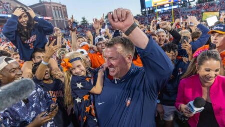 Whispers of a dark-horse CFP run pit Illinois against the program’s fiercest rival — preseason expectations