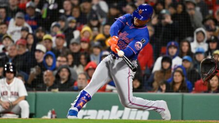Mets' Carlos Mendoza: 'We'll talk to' Juan Soto about hustling out of the box