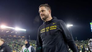 Oregon football 2025: Win total, CFP outlook, and why Dan Lanning can take Ducks to next level