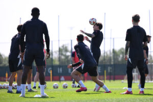 Amass, Shaw And Eriksen To Start | 3-4-2-1 Manchester United Predicted Lineup Vs Brentford