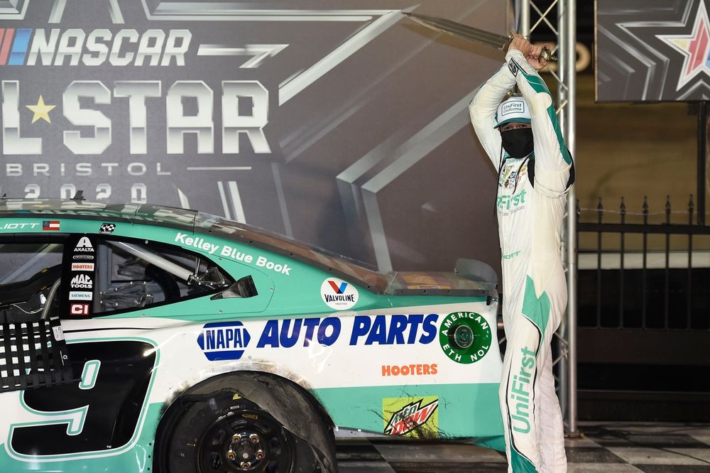 Race winner Chase Elliott, Hendrick Motorsports