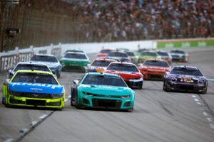 How Michael McDowell’s underdog run for the win ended in the wall
