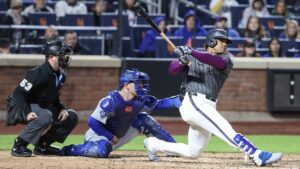 Juan Soto delivers tiebreaking double in Mets' 5-2 win over Dodgers