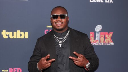 Grady Jarrett calls it “refreshing” to start with Bears after 10 years with Falcons