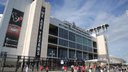Texans interested in building team headquarters away from the stadium