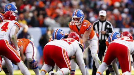 Chiefs will host Broncos on Christmas night in Kansas City