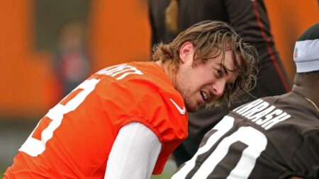 Kenny Pickett says his year in Philadelphia prepared him to compete to start in Cleveland