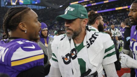 NFL VP Mike North: If we knew Aaron Rodgers will play, Week 1 probably a national TV game