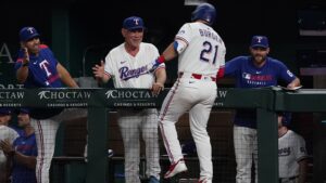 Bruce Bochy passes Sparky Anderson with 2,195th career win for 6th among all-time MLB managers