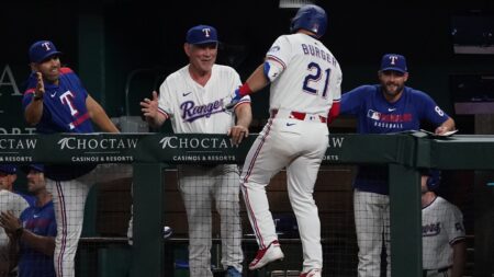 Bruce Bochy passes Sparky Anderson with 2,195th career win for 6th among all-time MLB managers