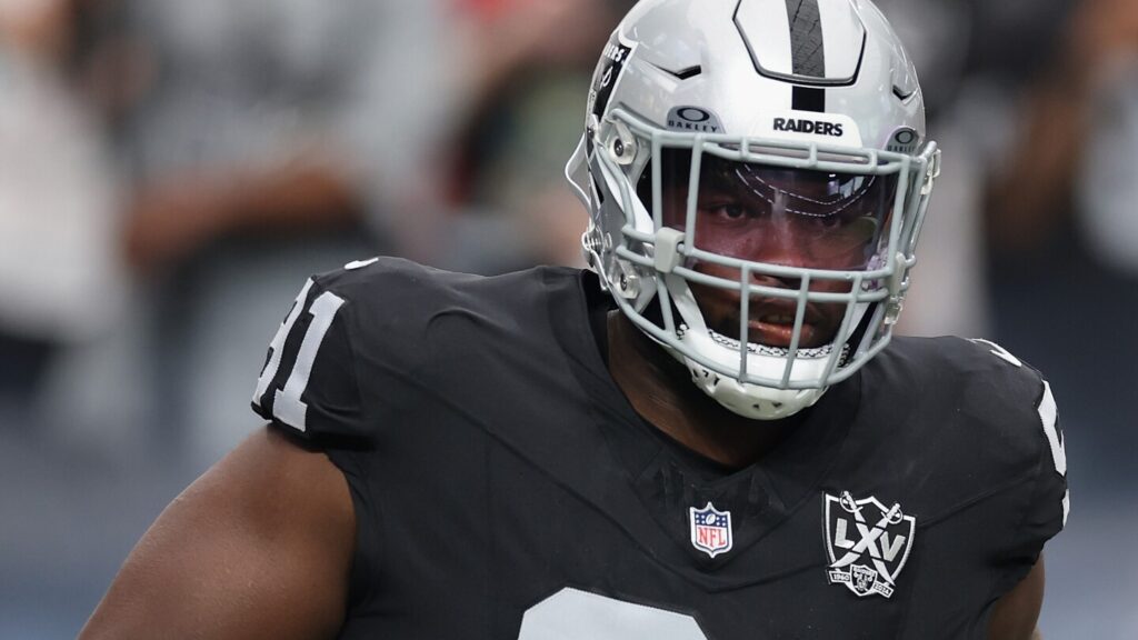 Dolphins claim DT Matthew Butler off waivers