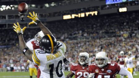 Santonio Holmes is the new receivers coach at Central State University