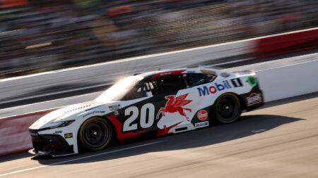 Christopher Bell, Brad Keselowski score All-Star heat race wins at North Wilkesboro