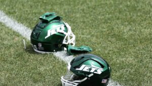Jets sign four more draft picks