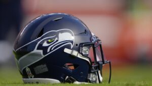 Seahawks sign 17 undrafted free agents ahead of rookie minicamp