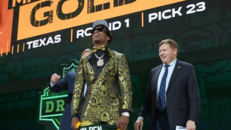 Packers sign first-round pick Matthew Golden