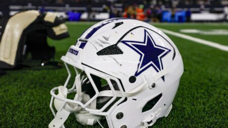 Cowboys waive WR Seth Williams