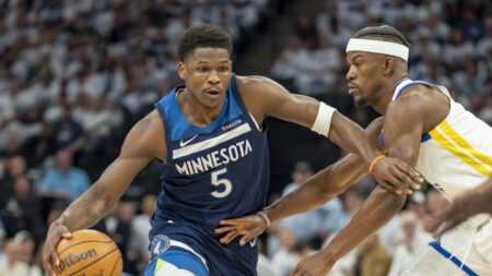 Warriors vs. Timberwolves Game 2: Minnesota races out to 13-0 start, cruises to win over Curry-less Warriors