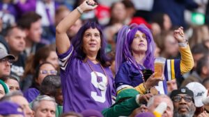 NFL announces six early kickoffs in Europe, Vikings will play in both Dublin and London