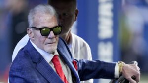 Colts owner Jim Irsay dies at 65