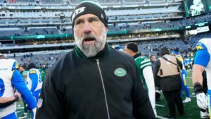 NFL sent Shedeur Sanders’s phone number directly to Jeff Ulbrich