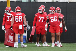 Jason Kelce sees some Trent Williams in Kansas City Chiefs rookie left tackle Josh Simmons
