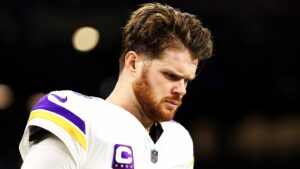 Sam Darnold throws two interceptions in 7-on-7 session before media