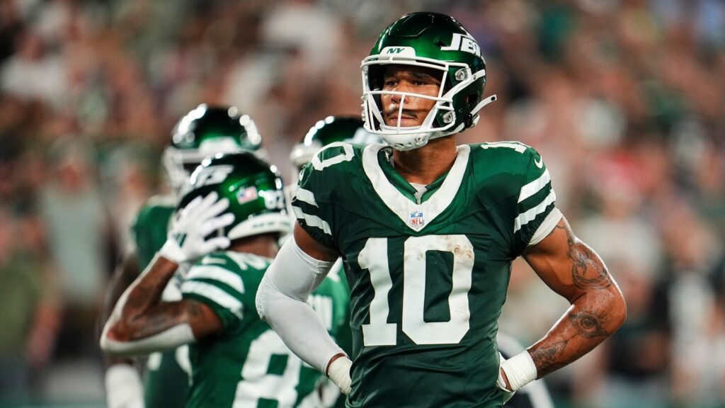 Despite Aaron Rodgers in Pittsburgh, Allen Lazard may prefer staying with the Jets