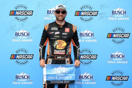 Chase Briscoe earns third consecutive NASCAR Cup pole, beating Kyle Busch