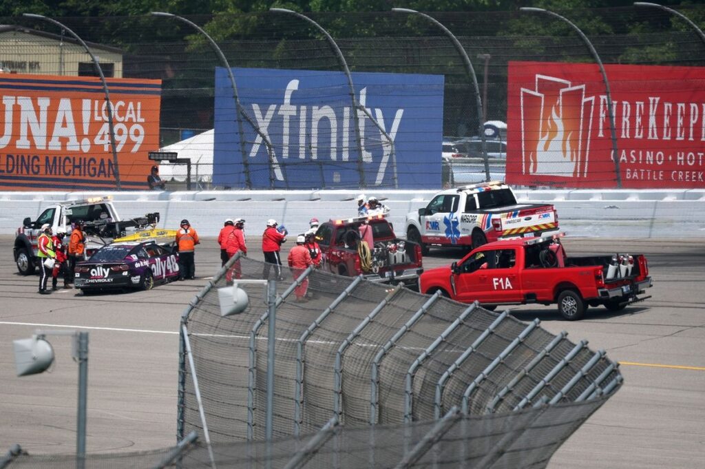 Alex Bowman cleared to race after crash, but Anthony Alfredo will be on standby