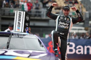 How Shane van Gisbergen’s Mexico win completely changes the playoff picture