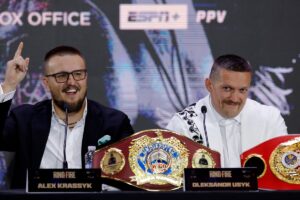 Oleksandr Usyk’s team address ‘conflict’ rumours after split from promoter Alex Krassyuk
