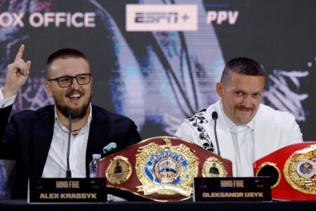 Oleksandr Usyk’s team address ‘conflict’ rumours after split from promoter Alex Krassyuk