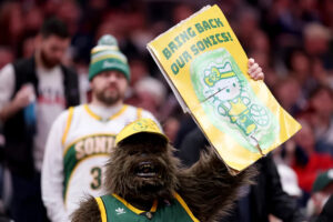 Bitter Seattle sports broadcast makes no mention of Thunder’s NBA championship