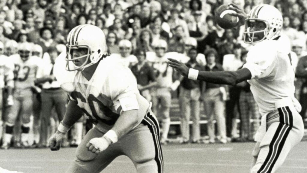 Ted Smith dies at 71: Former Ohio State lineman paved way for Archie Griffin’s pair of Heisman Trophy seasons