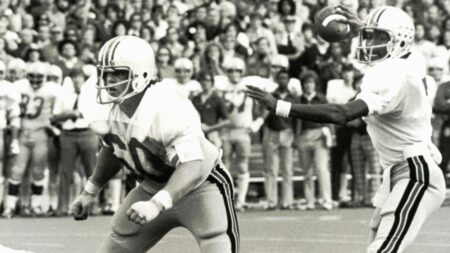 Ted Smith dies at 71: Former Ohio State lineman paved way for Archie Griffin’s pair of Heisman Trophy seasons