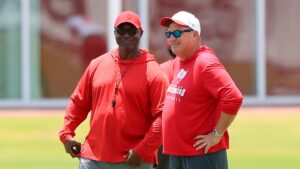 Buccaneers extend contracts of GM Jason Licht, head coach Todd Bowles