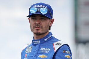 Kyle Larson's car chief ejected after two inspection failures at Atlanta