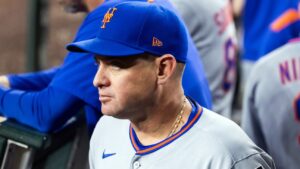 Mets' Carlos Mendoza updates rehab statuses of Sean Manaea, Brooks Raley